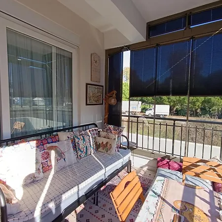 Apartment Side